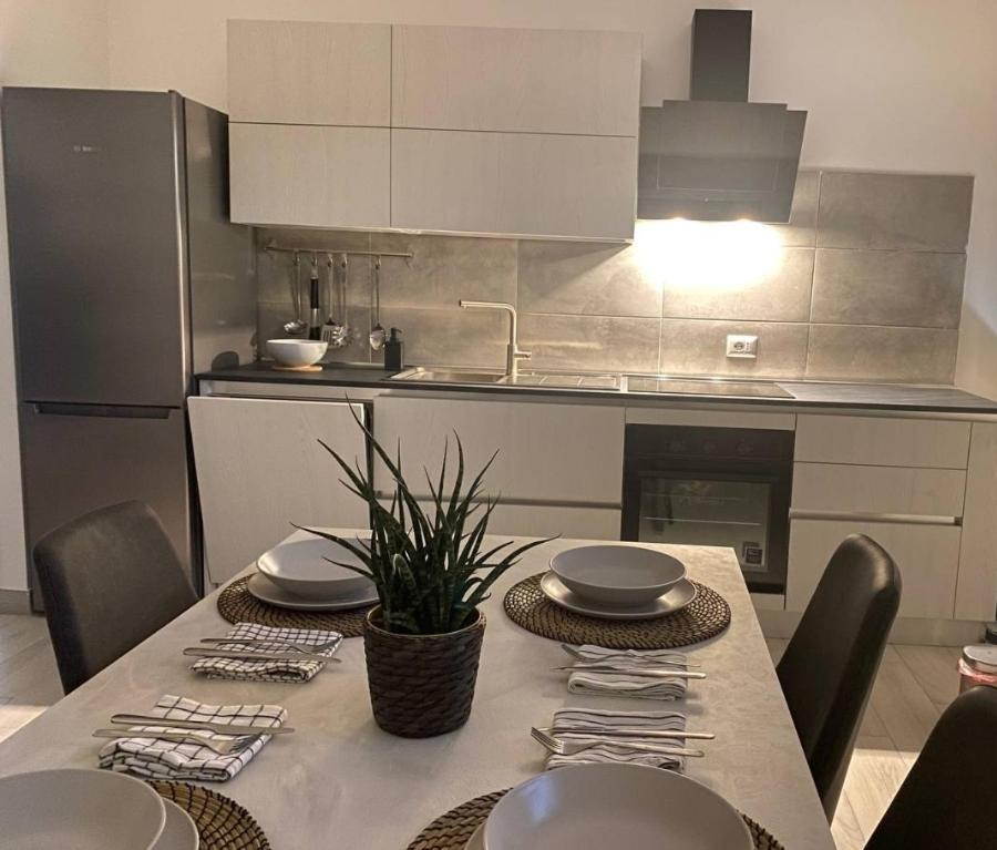 Shining House In Milan Lejlighed Eksteriør billede